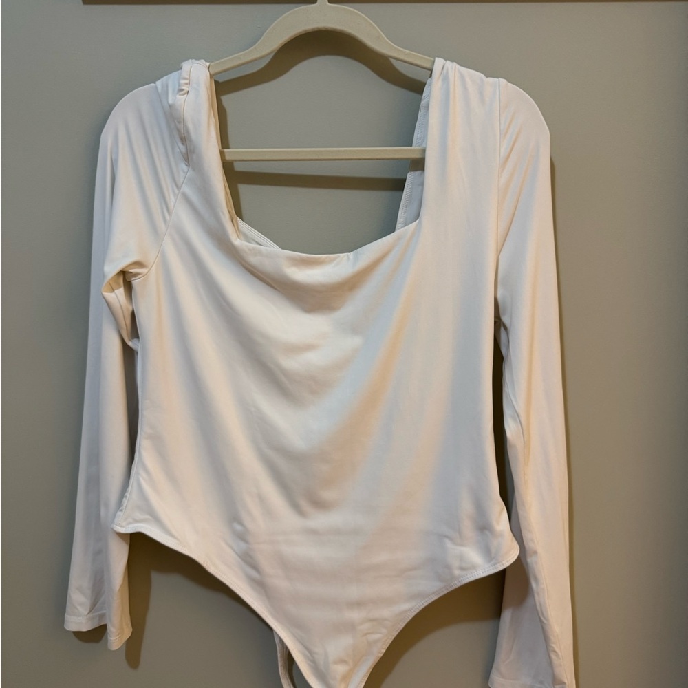 House of Harlow 1960 Cream Long Sleeve Bodysuit